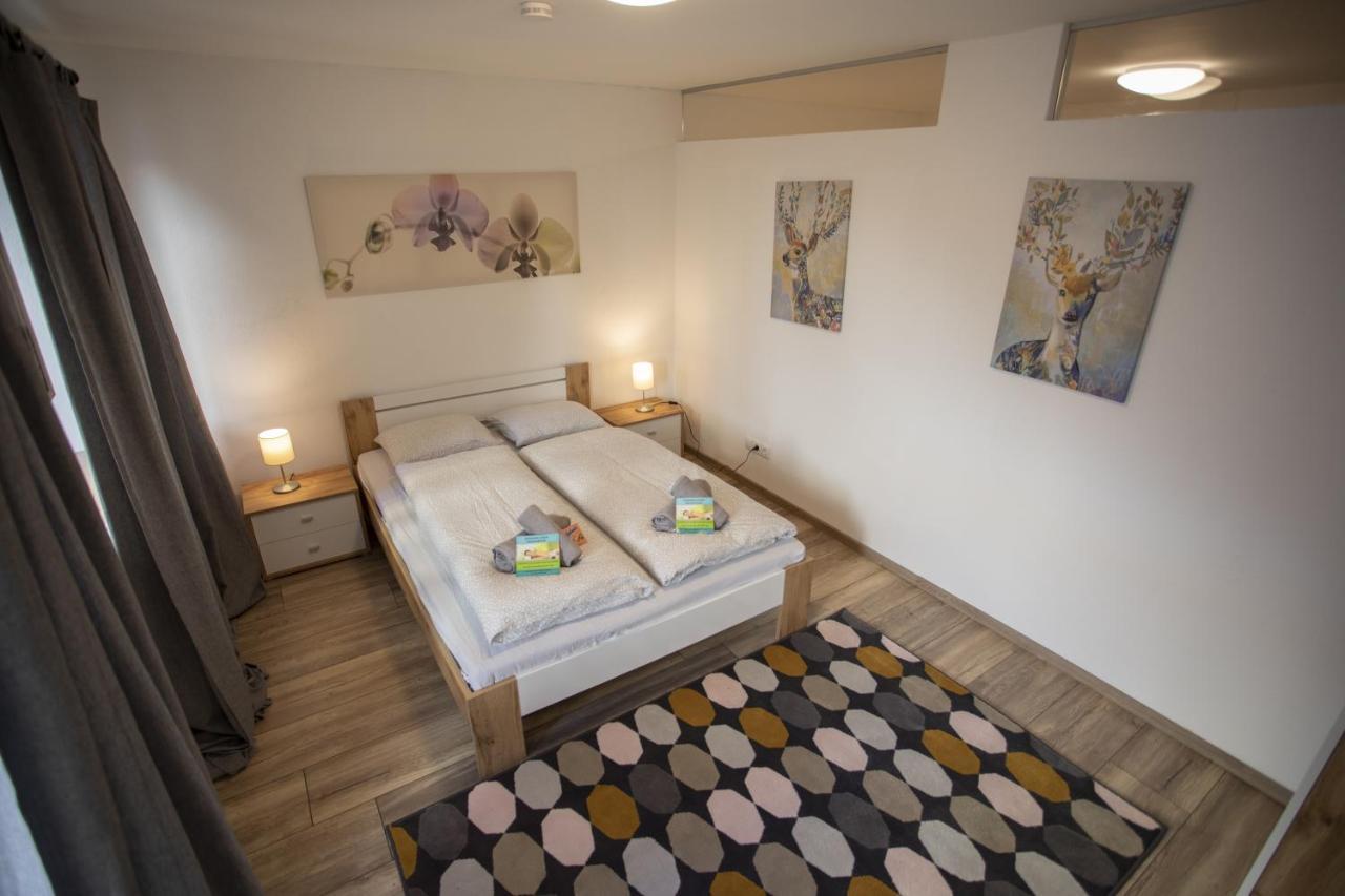 Modern Old Town Apartment Hall in Tirol Dış mekan fotoğraf